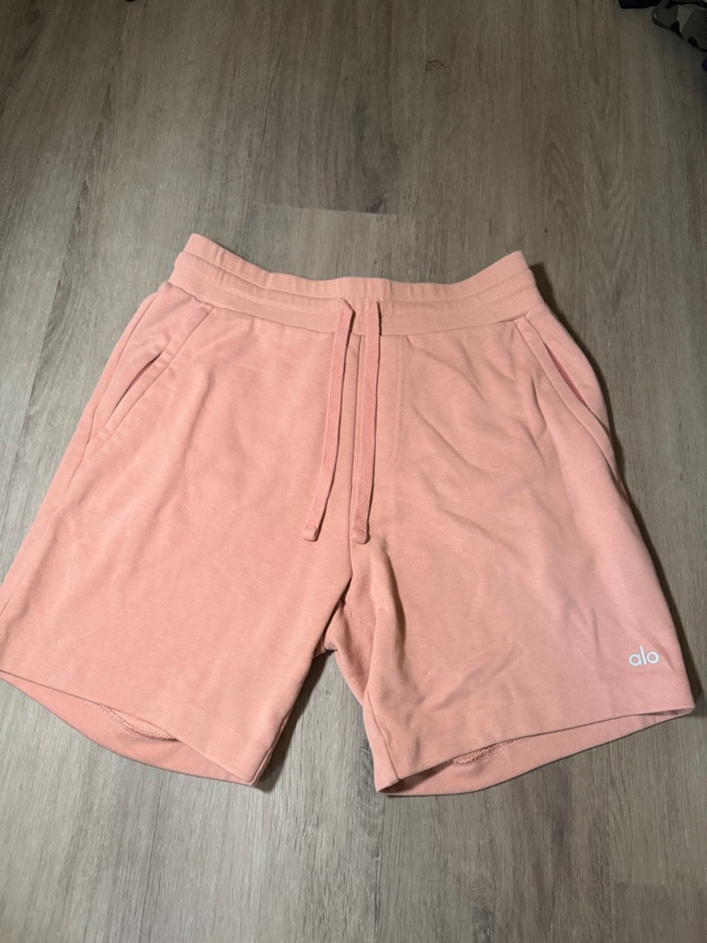 ALO Yoga Men’s Coral-Peach Athletic Drawstring Shorts